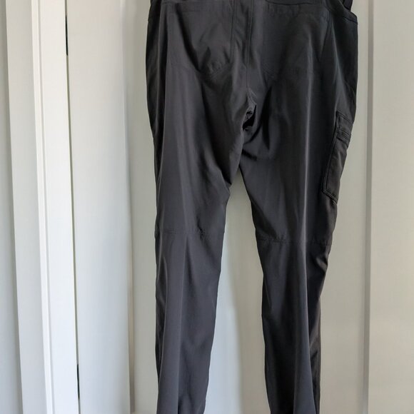 Outdoor Research | Women's "Ferrosi" Waterproof Pants | Size 10 - Picture 3 of 6